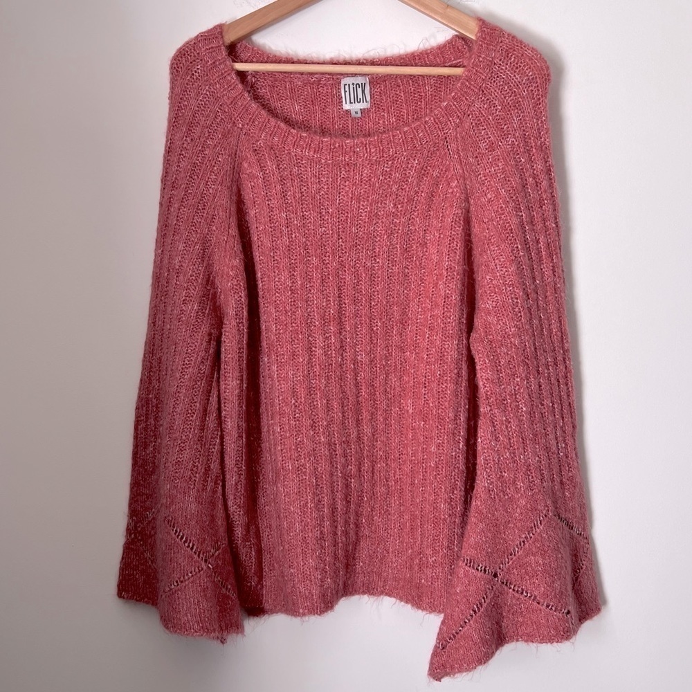 Flick Slub Ribbed Fuzzy Soft Bell Sleeve Coral Sweater M NEW